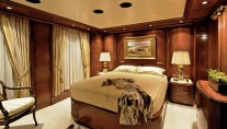 OMega  vip cabin